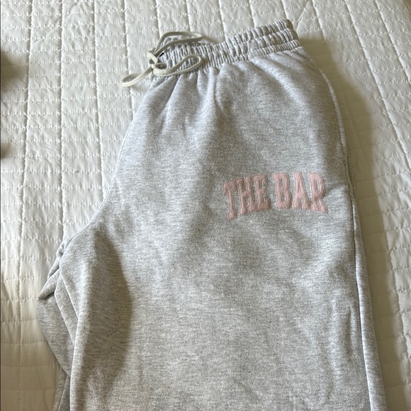 The Bar Pink & Grey sweatpants - Picture 1 of 3